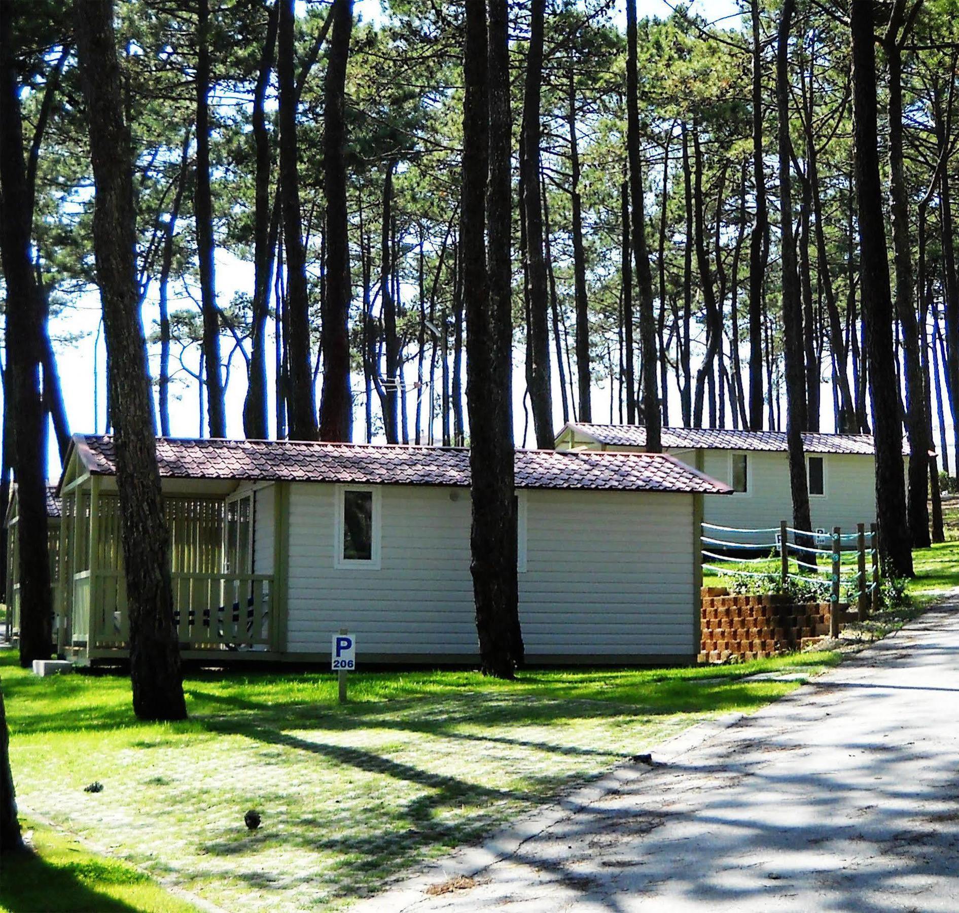 Orbitur Valado Bungalows Caravan Park Nazare Ngoại thất bức ảnh